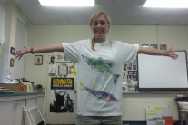 Fish printing on t-shirts is a great way to show off your artistic talents!